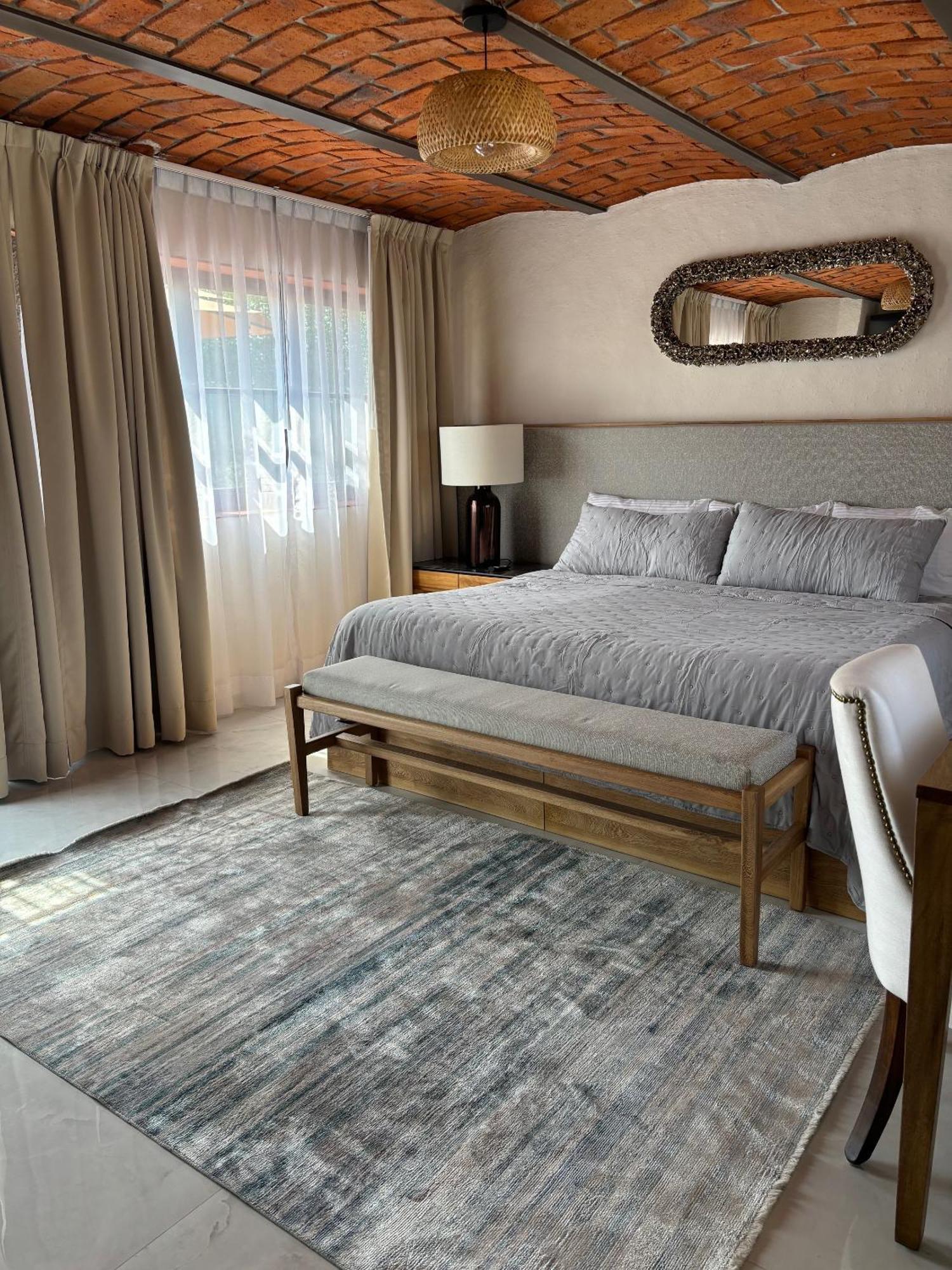 Quinta Don Jose Boutique Hotel Tlaquepaque Room photo