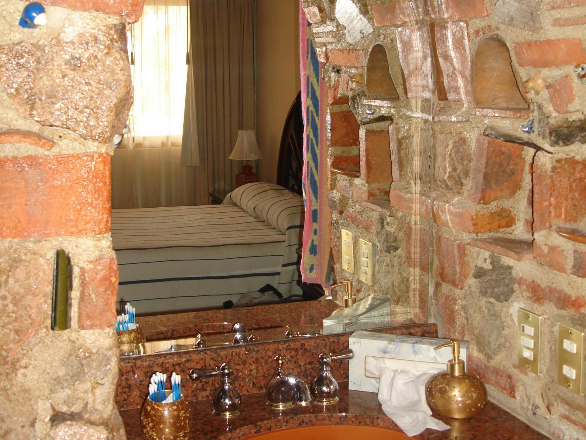 Quinta Don Jose Boutique Hotel Tlaquepaque Room photo