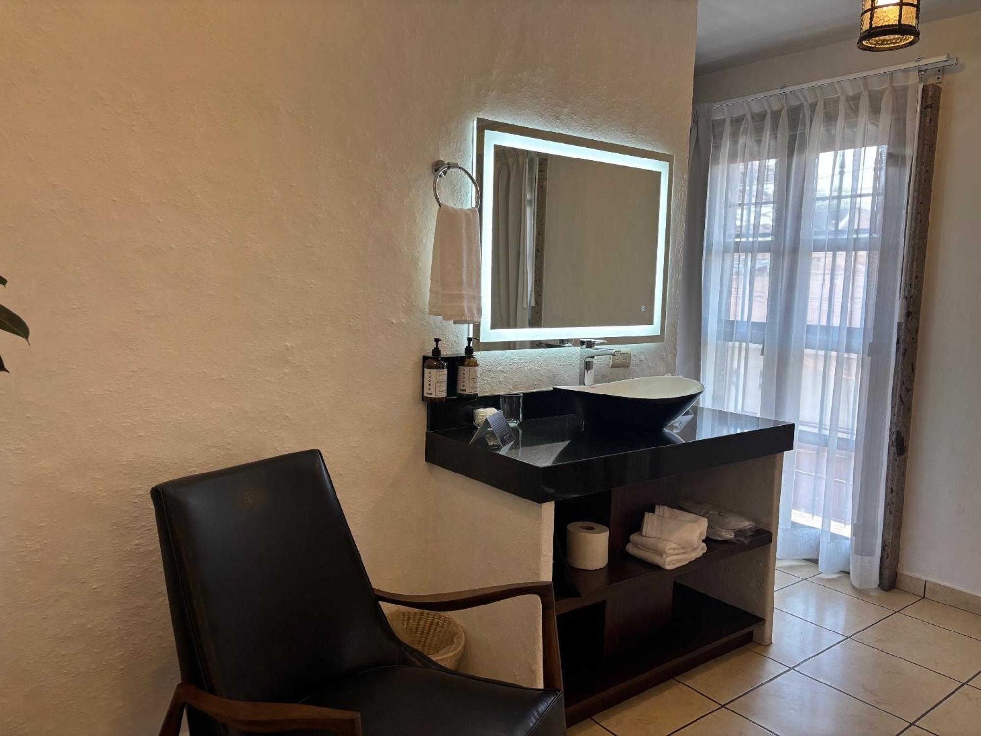 Quinta Don Jose Boutique Hotel Tlaquepaque Room photo
